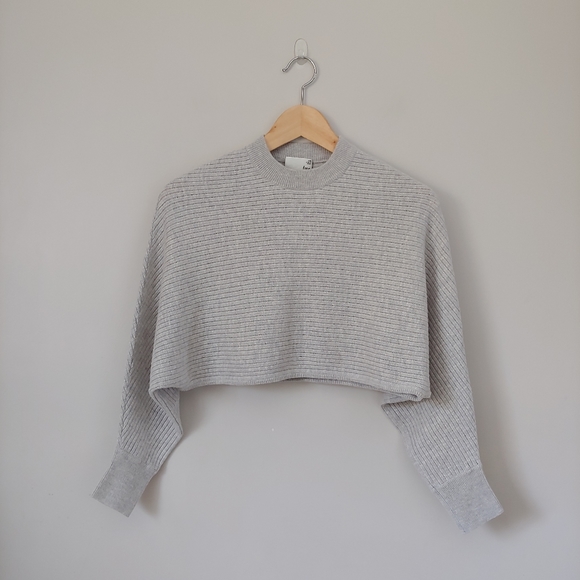Aritzia Wilfred Lolan Cropped Sweater Light Grey Size XXS - Picture 5 of 16